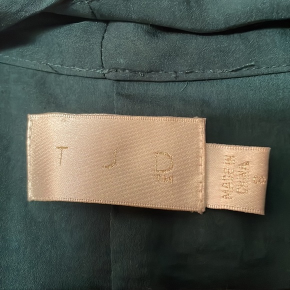 TJD The Jerset Diaries maxi dress in emerald - Picture 2 of 5